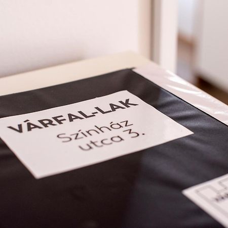 Varfal-Lak Apartman Шопрон Экстерьер фото