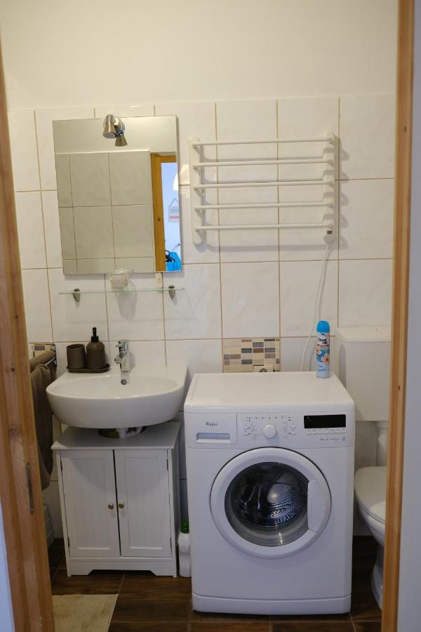 Varfal-Lak Apartman Шопрон Экстерьер фото