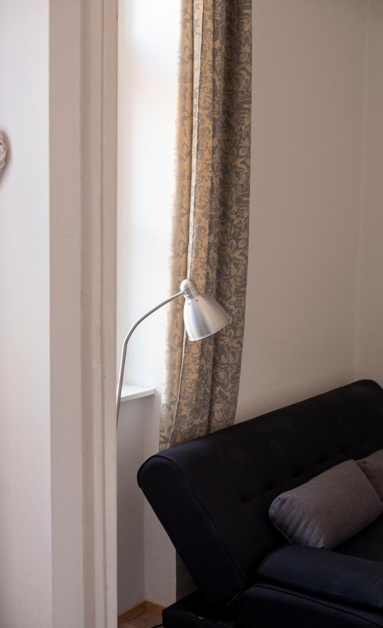 Varfal-Lak Apartman Шопрон Экстерьер фото